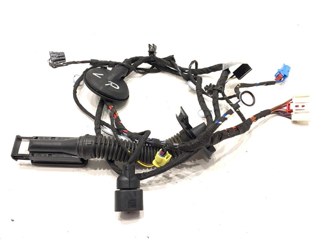 [STARK-779099] Cableado de puerta delantera izquierda Audi A4 B9