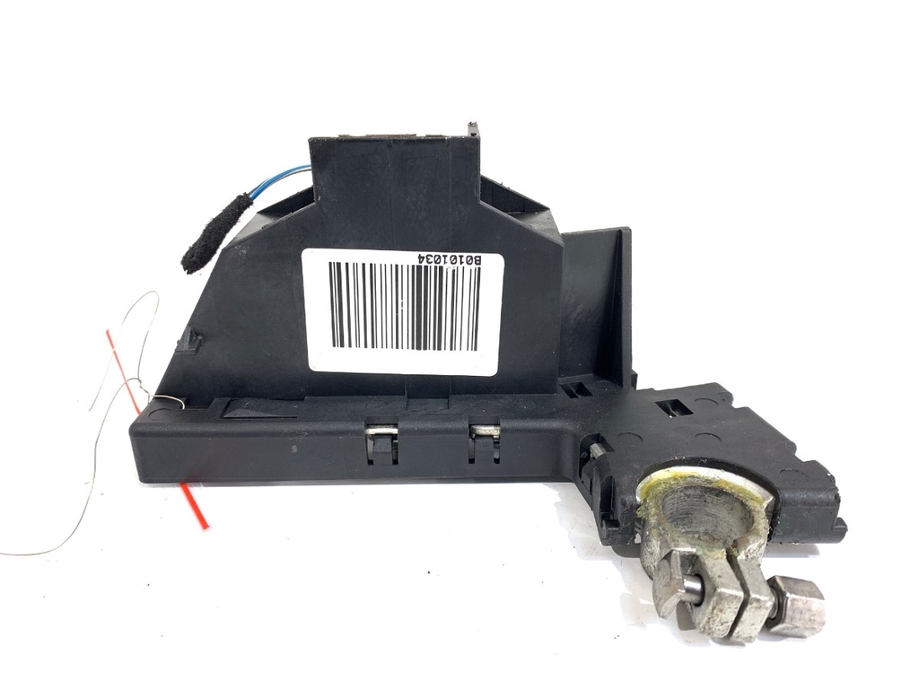 [STARK-823769] Borne de batería positivo Audi A4 B8 Avant