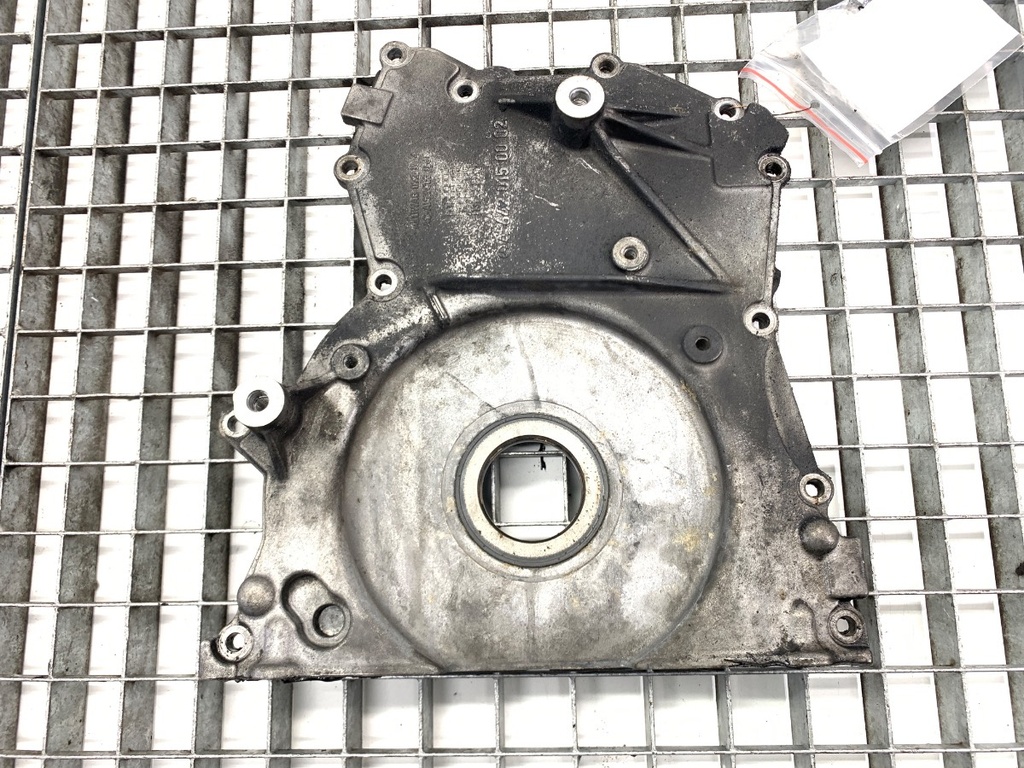 [STARK-853454] Tapa de distribución Mercedes-Benz Clase M (W166)
