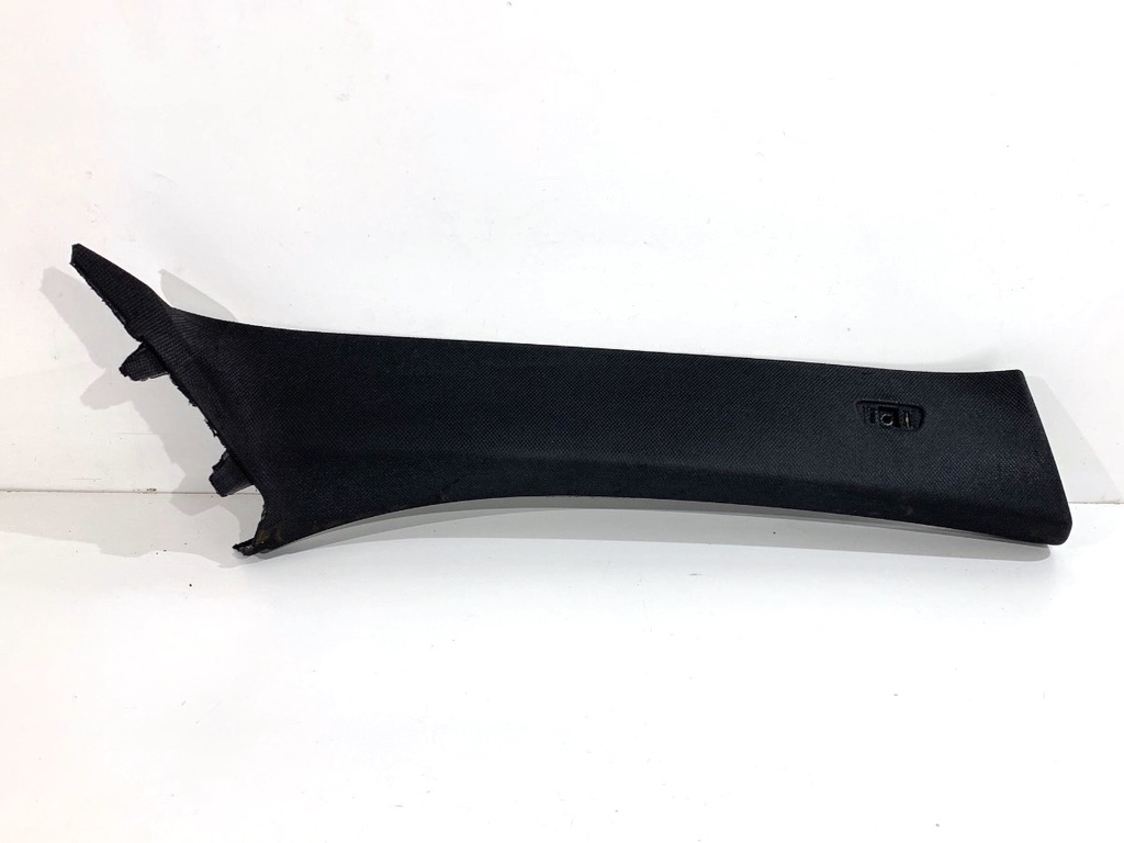 [STARK-887930] Moldura de pilar derecho BMW X5 (G05, F95)