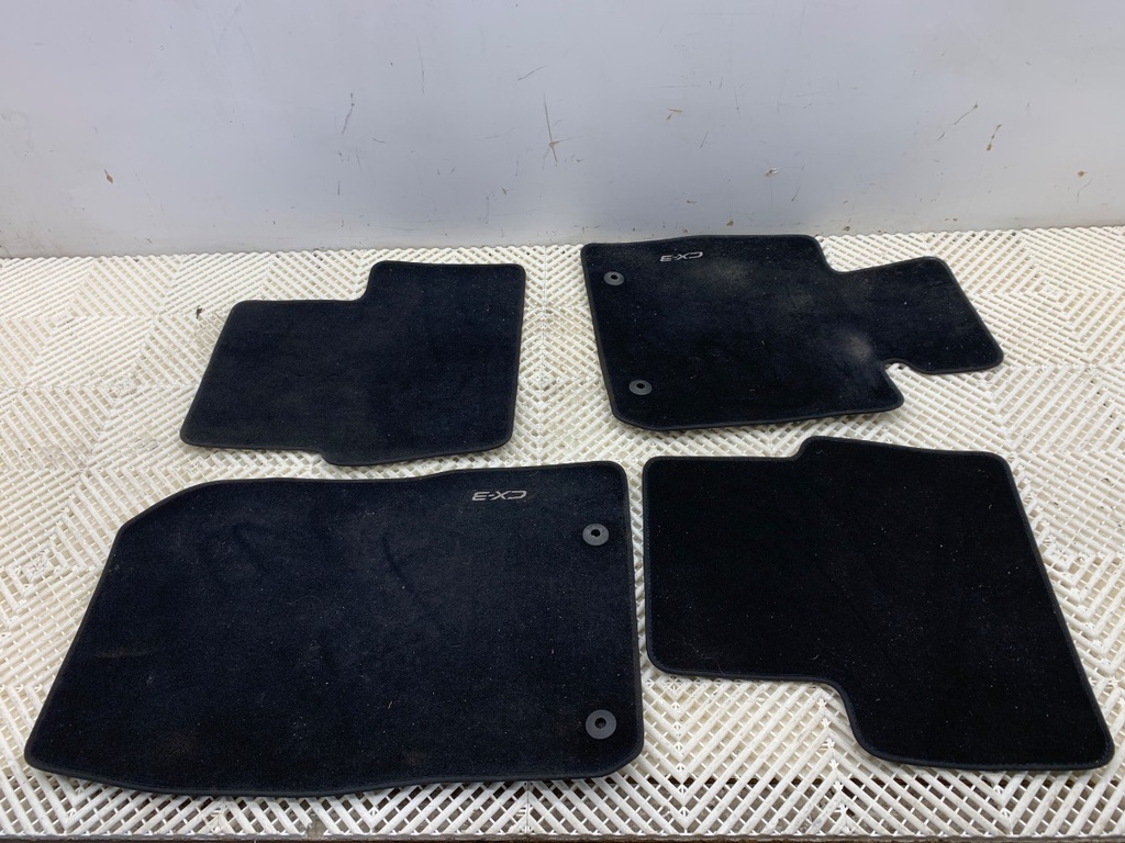 [STARK-889172] Juego de alfombrillas Mazda CX-3 (DK)