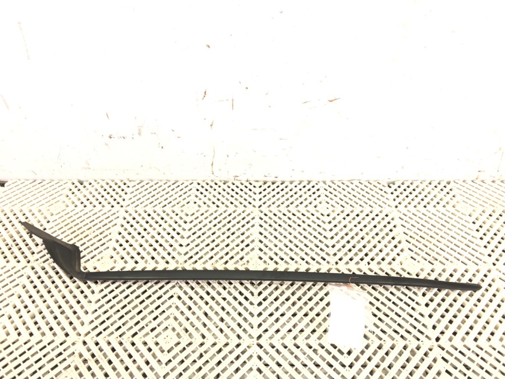 [STARK-676714] Moldura de puerta delantera izquierda Toyota C-HR