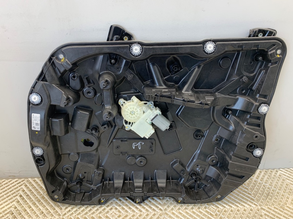 [STARK-887858] Elevador de ventana delantero derecho para BMW X5 (G05, F95) 2018-