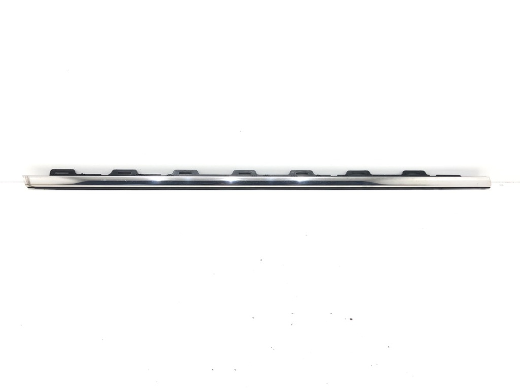 [STARK-669422] Moldura de puerta delantera derecha PEUGEOT 208 I