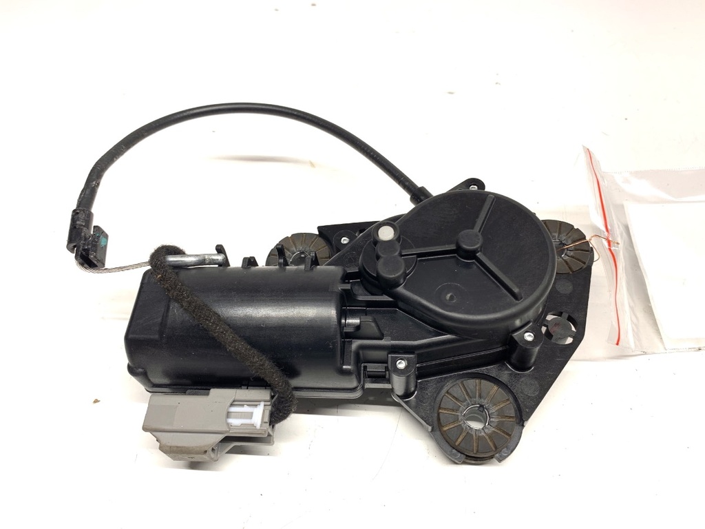 [STARK-732932] Actuador de cierre de portón trasero para Volvo XC60 II (246)