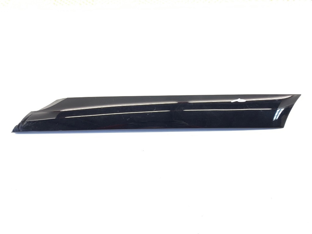 [STARK-839018] Moldura de pilar derecho MINI Clubman (F54)