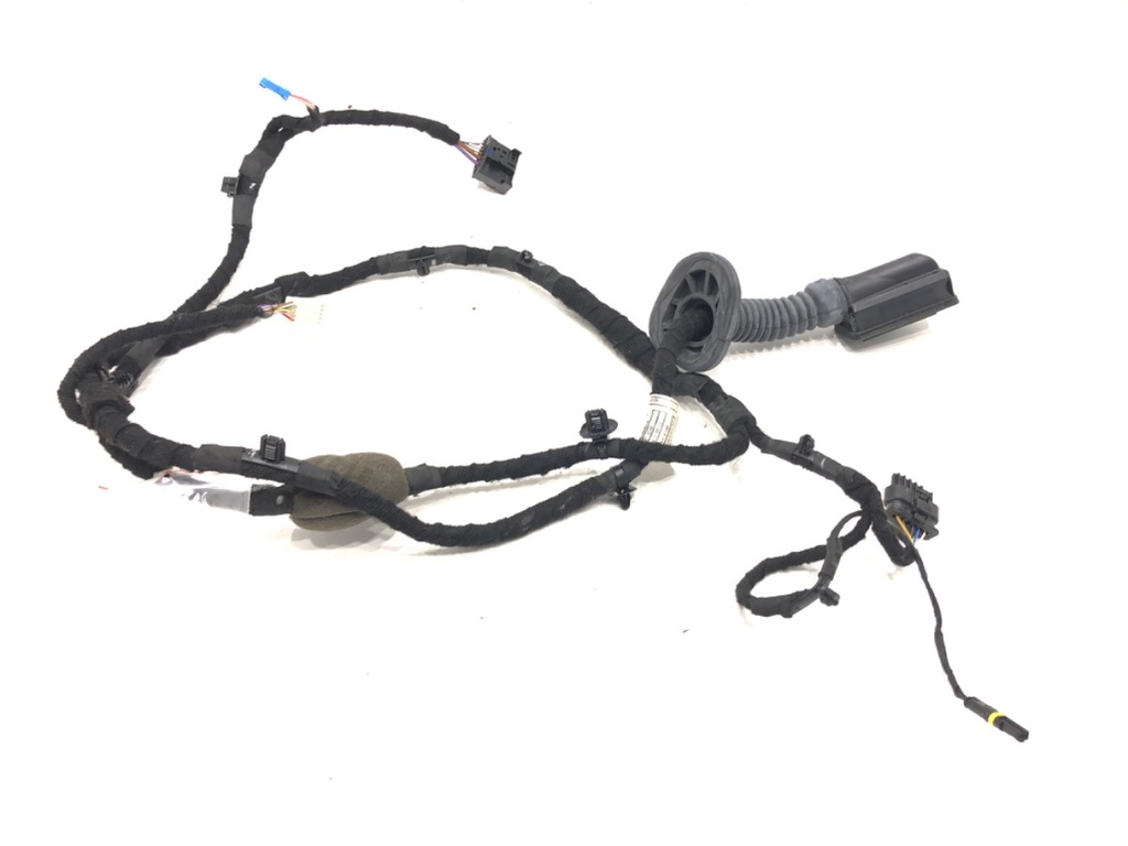 [STARK-583657] Instalación eléctrica de puerta trasera izquierda BMW Serie 3 (G20, G80, G28)