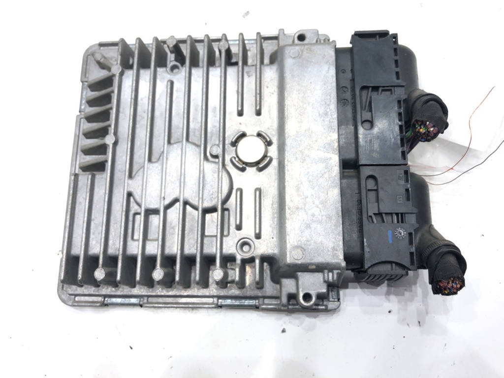 [STARK-702857] Unidad de control del motor SKODA Rapid (NA2) 1.6 TDI 77 kW 03L906023LM