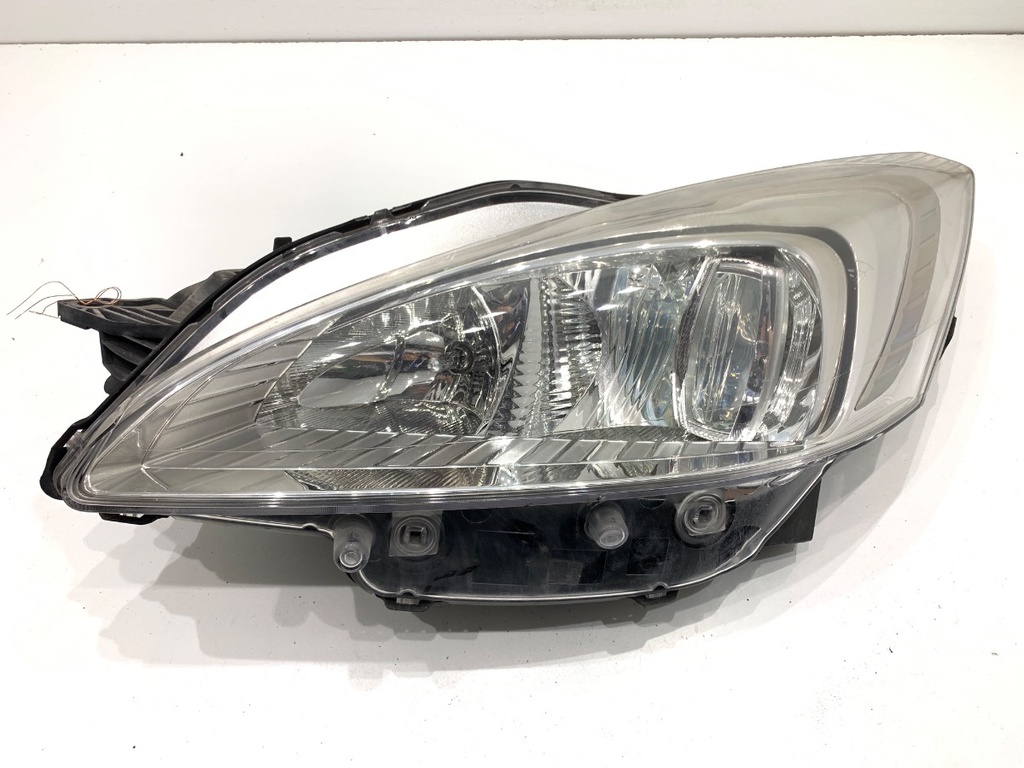 [STARK-885662] Faros delanteros izquierdos PEUGEOT 508 I (8D_) 2010-2018