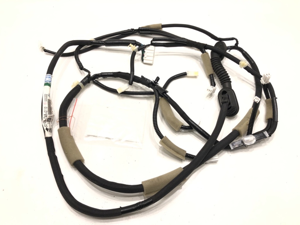 [STARK-709615] Instalación eléctrica portón trasero Honda Jazz IV