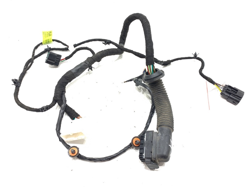 [STARK-811048] Instalación eléctrica de puerta delantera izquierda SSANGYONG Tivoli