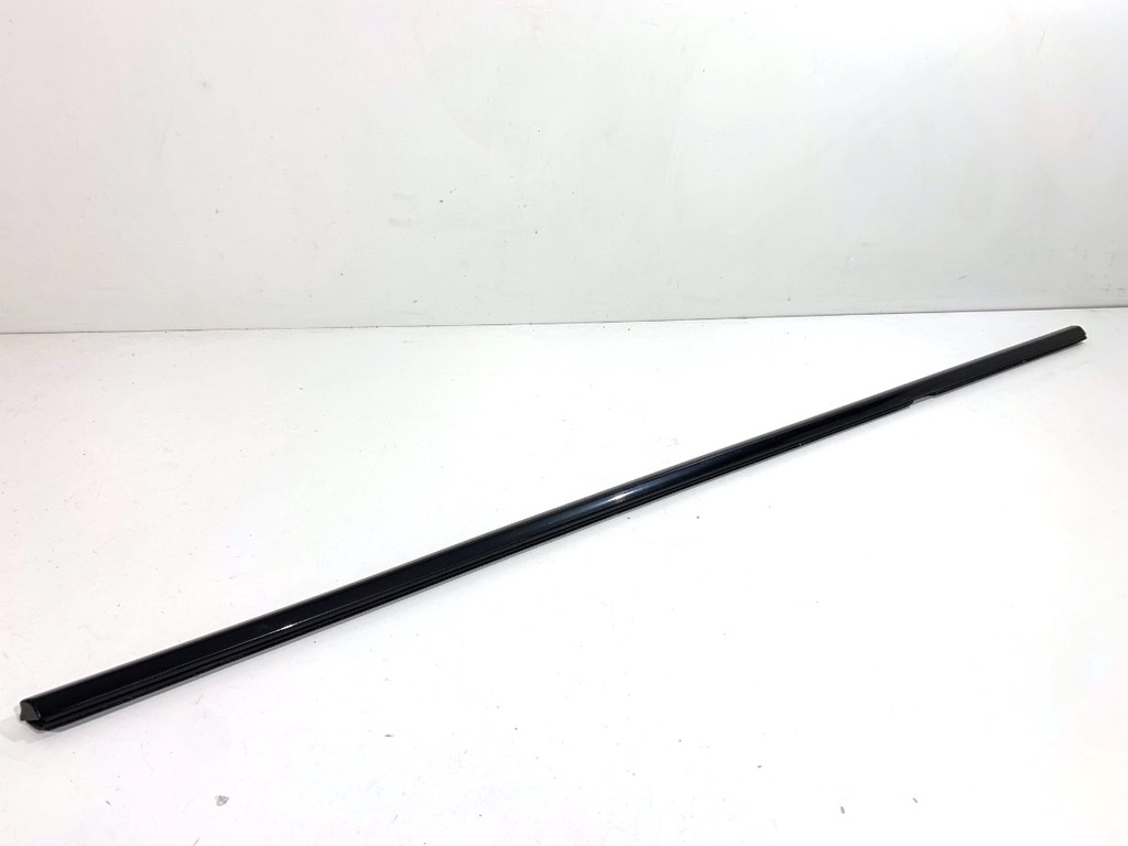 [STARK-813687] Moldura vierteaguas trasera derecha BMW 5 Gran Turismo (F07)