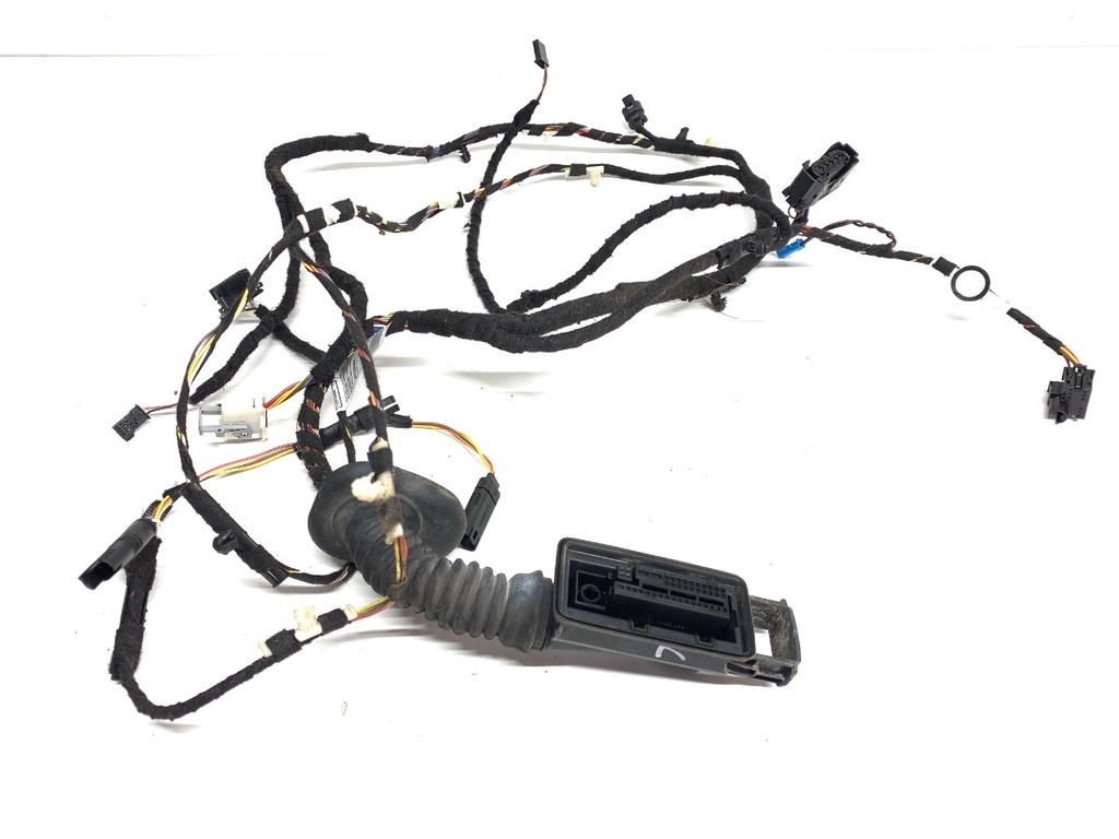 [STARK-824649] Instalación eléctrica puerta delantera izquierda BMW Serie 3 (F30, F80)
