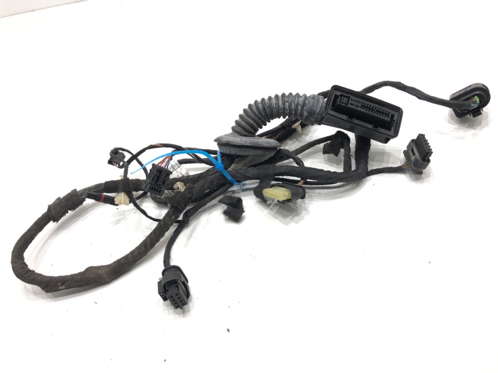 [STARK-825964] Instalación eléctrica de puerta trasera derecha BMW X6 (F16, F86)