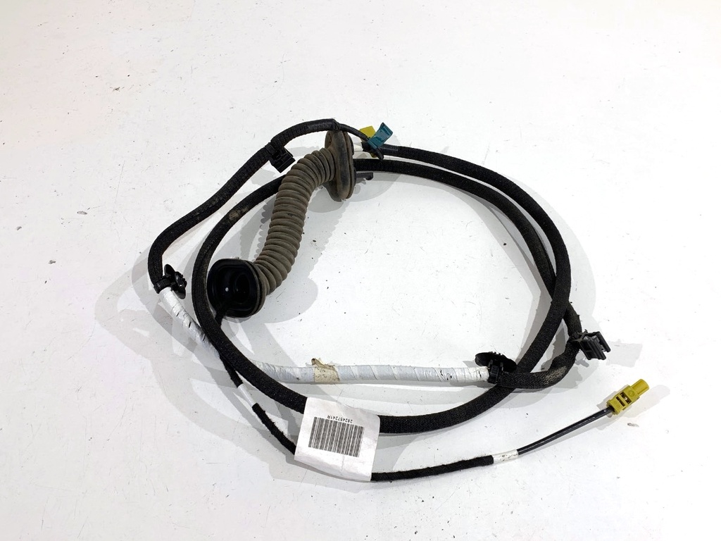 [STARK-842328] Mazo de cables de portón trasero Renault Arkana I