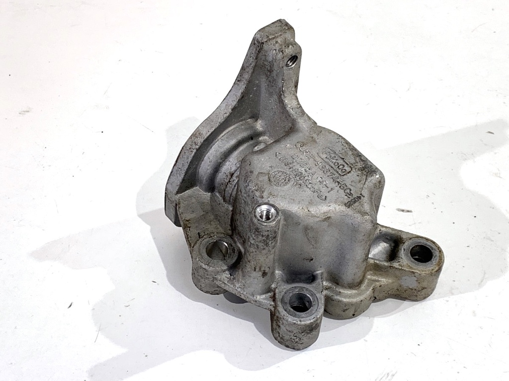 [STARK-844289] Soporte de bomba de inyección Jaguar XF I (X250)