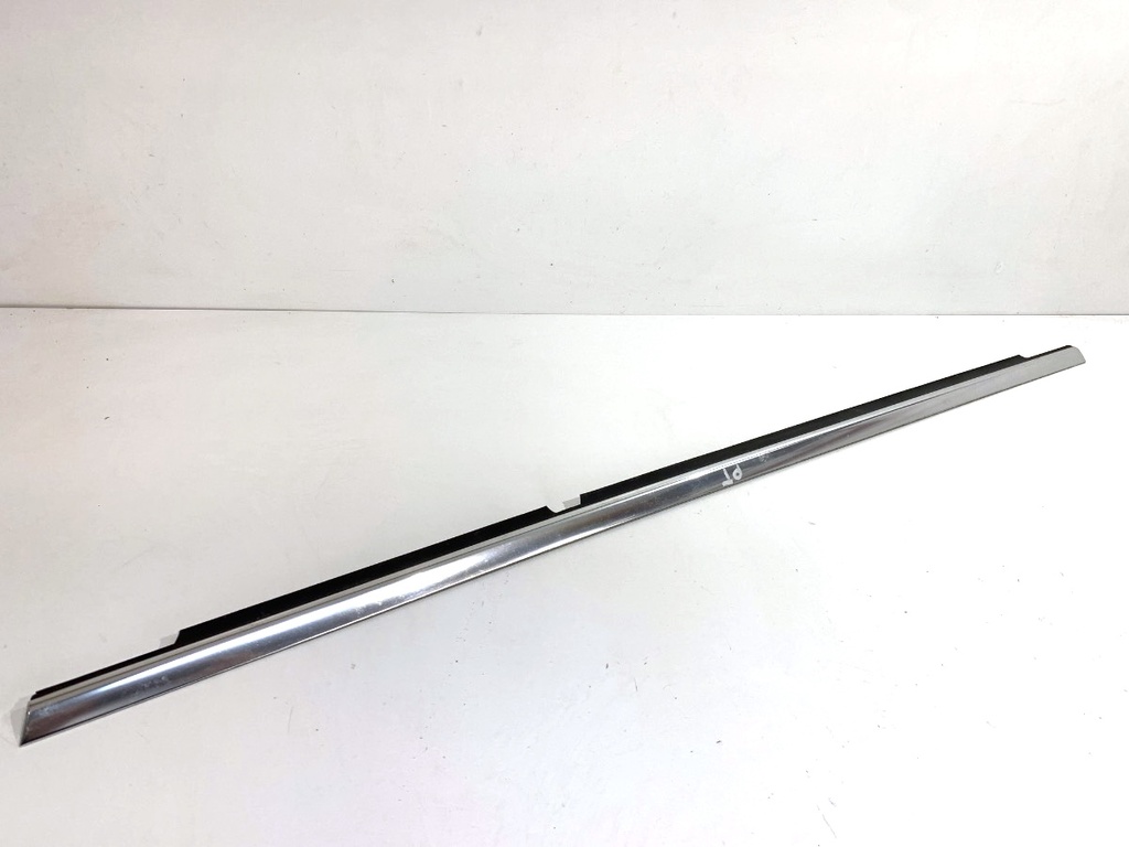 [STARK-848794] Moldura de puerta trasera derecha Mercedes-Benz Clase E (S212)
