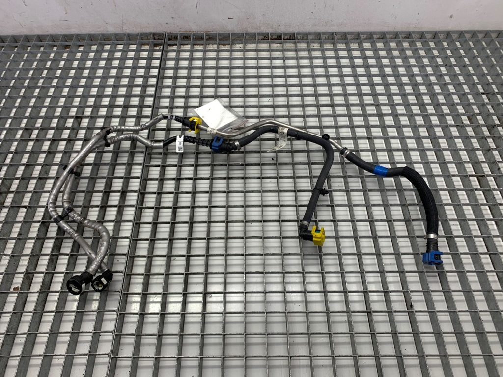 [STARK-849171] Tubería de combustible Land Rover Range Rover Evoque (L551)