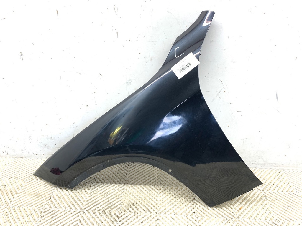[STARK-736993] Aleta delantera izquierda BMW X1 (E84) 2009-2015