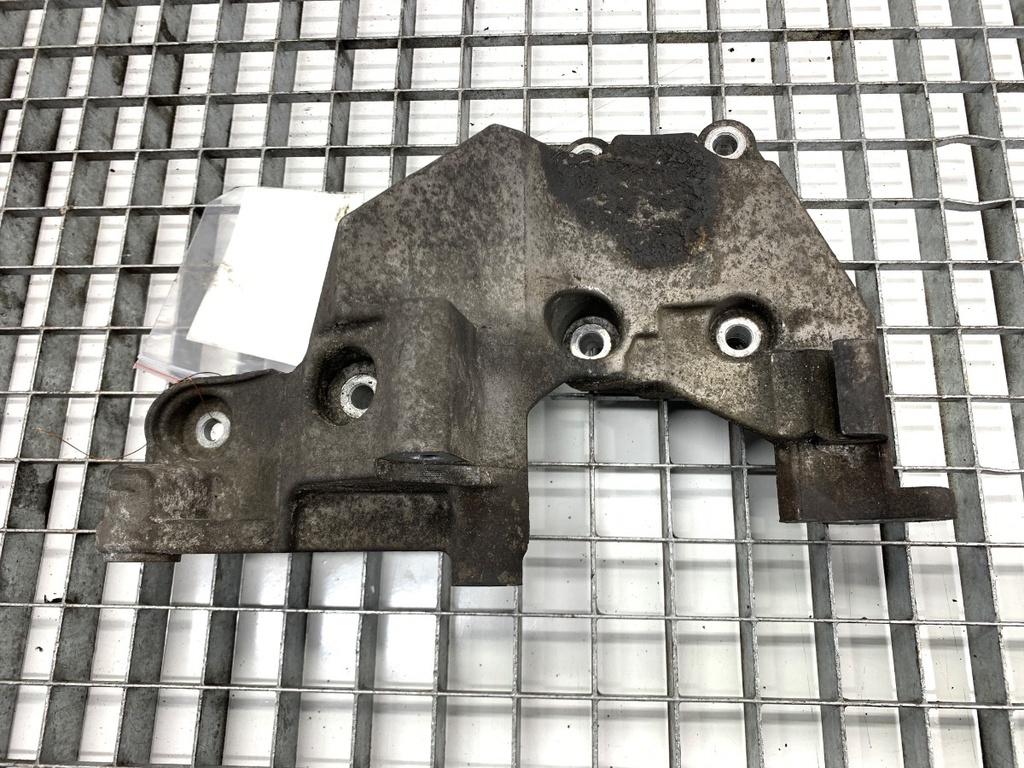 [STARK-855232] Soporte de alternador HYUNDAI ix35