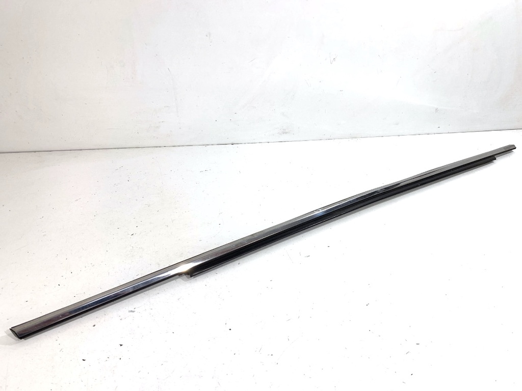 [STARK-861807] Moldura de puerta trasera izquierda Mazda CX-9 (TC)