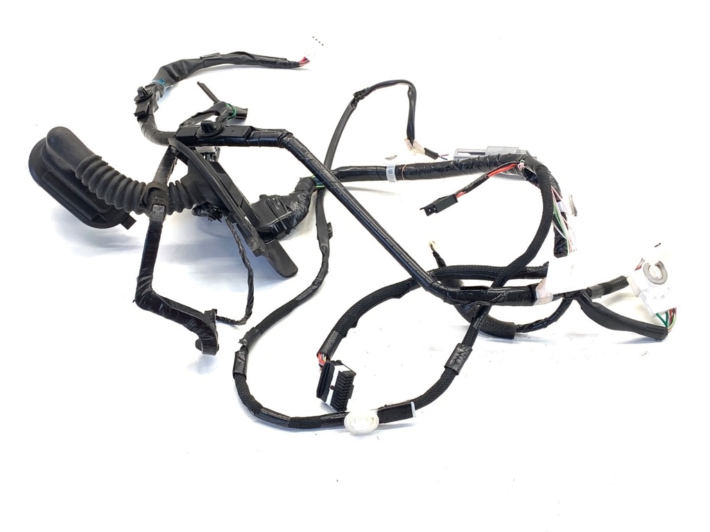 [STARK-862542] Instalación eléctrica de puerta delantera izquierda Lexus IS III (E3)