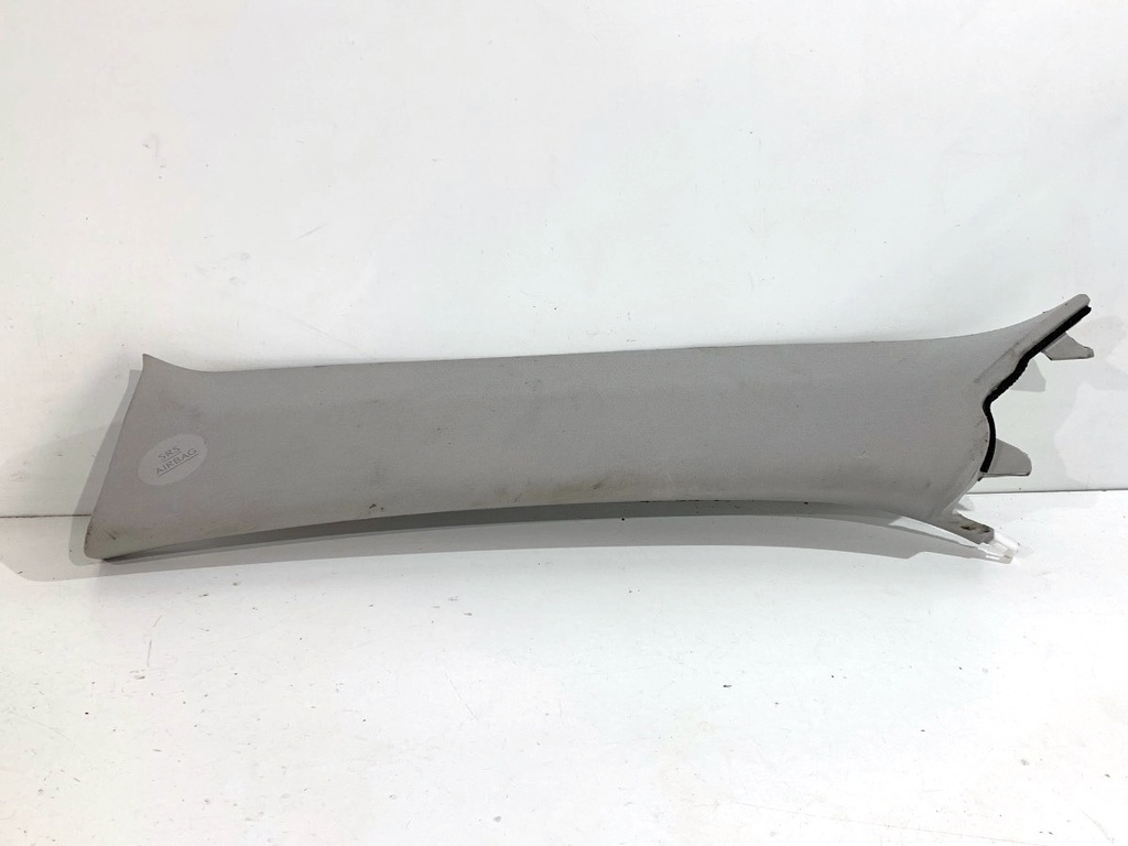 [STARK-862551] Moldura de pilar izquierdo Lexus IS III (E3)