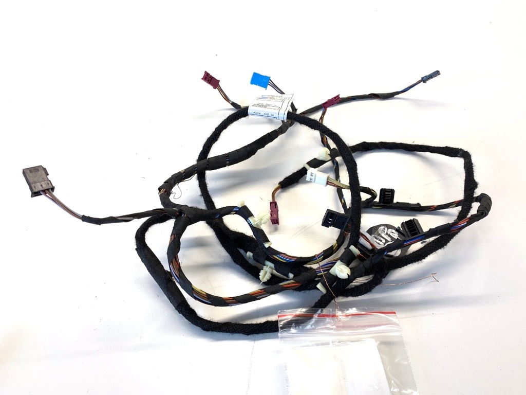 [STARK-864900] Instalación eléctrica puerta delantera derecha BMW X5