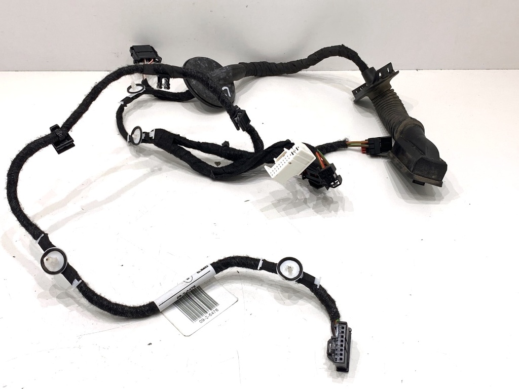 [STARK-865258] Instalación eléctrica puerta trasera izquierda Audi Q4 Sportback