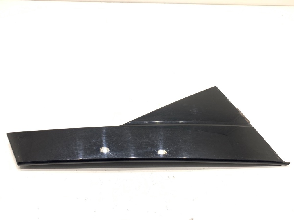[STARK-865286] Moldura de pilar derecho Audi Q4 Sportback (F4N)
