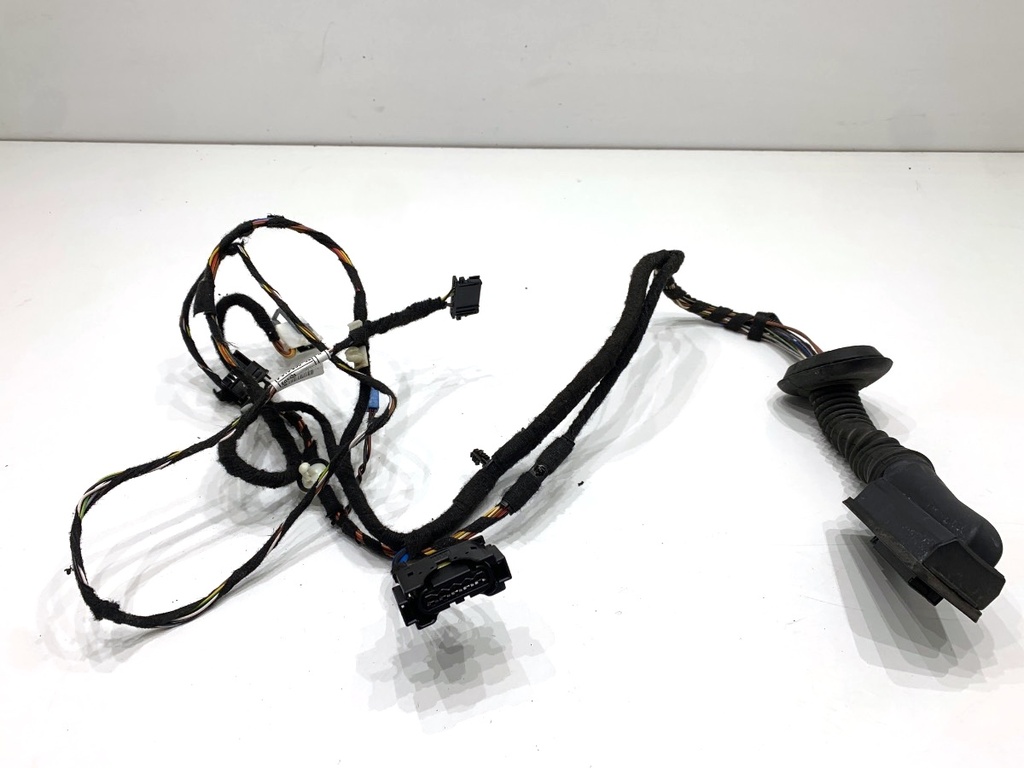 [STARK-872072] Instalación eléctrica puerta delantera izquierda BMW Serie 3 Touring (F31)