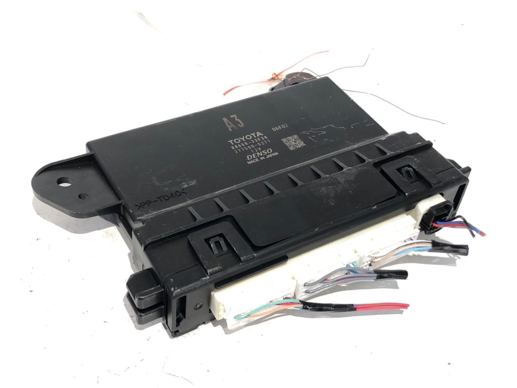 [STARK-737838] Módulo de control Toyota Camry (_V7_, _VA7_, _VH7_) 2.5 Hybrid 131 kW 88650-33F30
