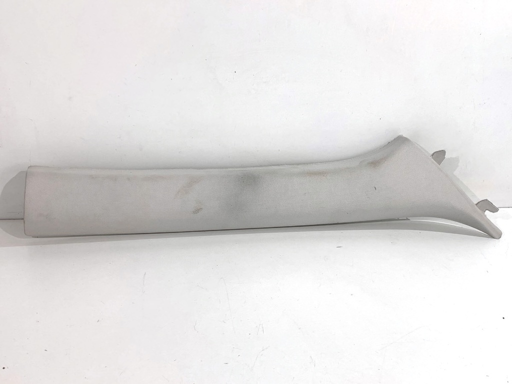 [STARK-884560] Moldura de pilar derecho BAIC X75