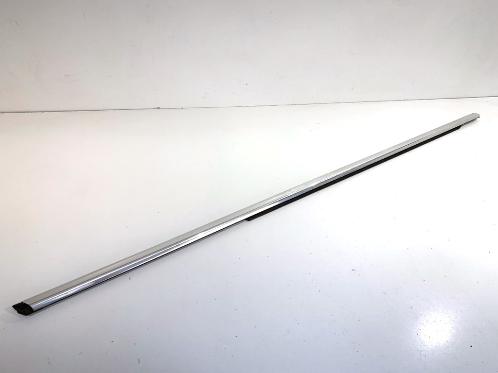 [STARK-888672] Moldura vierteaguas puerta delantera derecha PEUGEOT 508 I