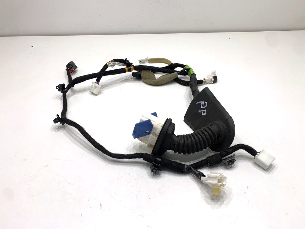 [STARK-889054] Cableado de puerta delantera derecha Mazda CX-3 (DK)