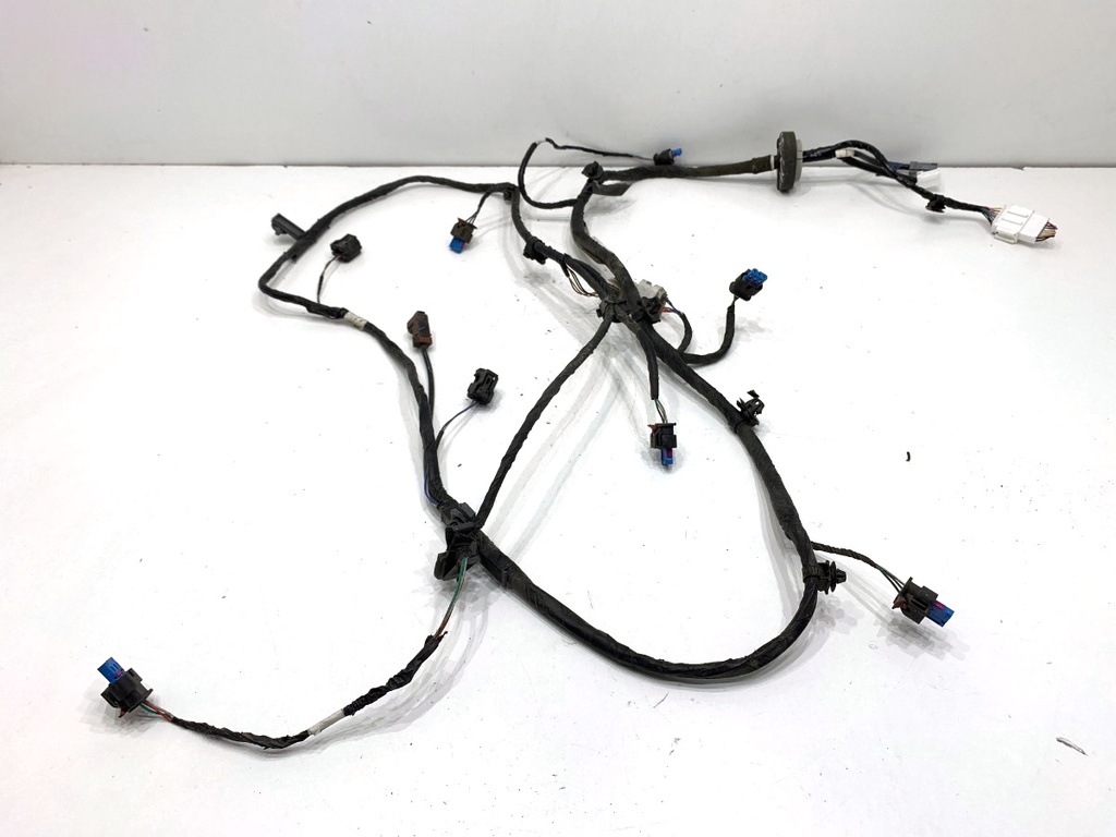 [STARK-892827] Instalación eléctrica puerta delantera derecha Mazda 3