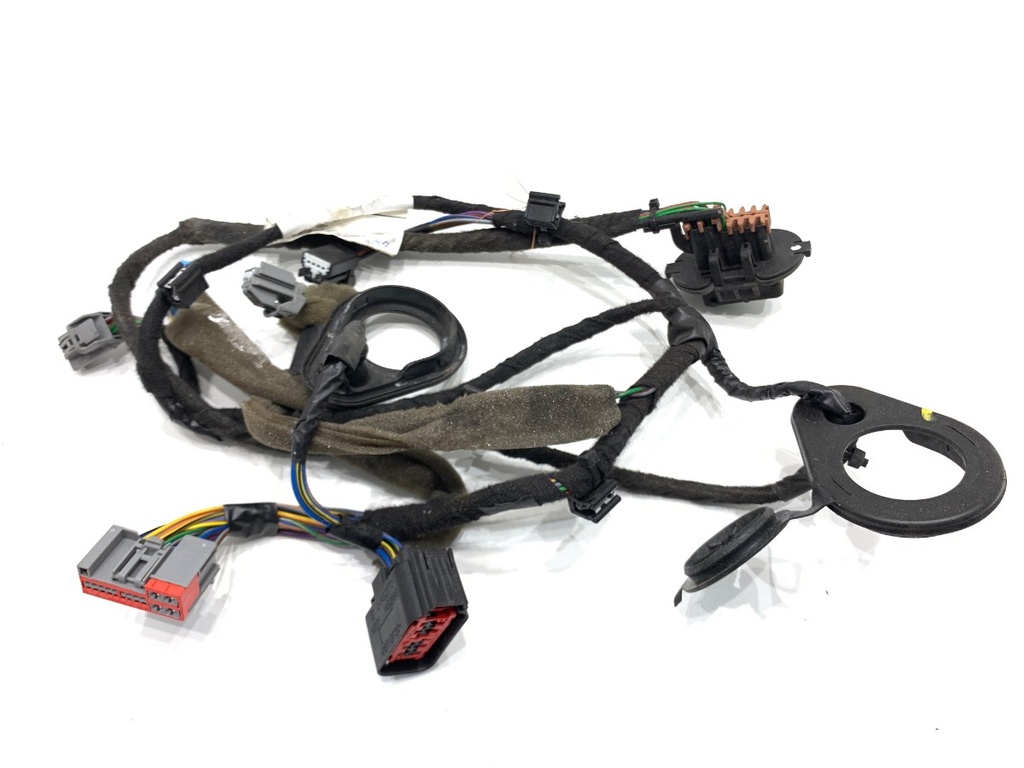 [STARK-893647] Instalación eléctrica puerta trasera izquierda VOLVO XC60 I