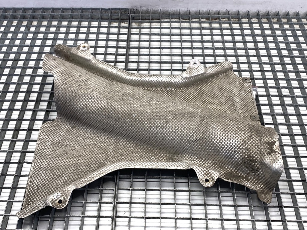 [STARK-895821] Escudo térmico para Mercedes-Benz GLE (V167)