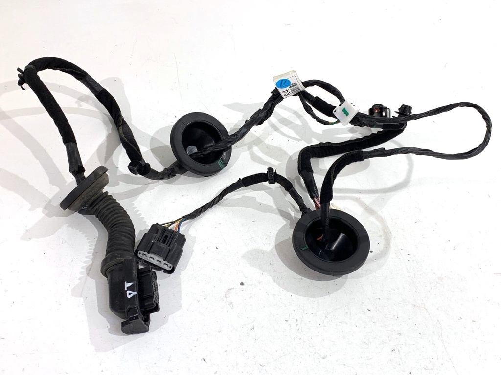 [STARK-896108] Instalación eléctrica puerta trasera derecha Hyundai Tucson (TL, TLE)
