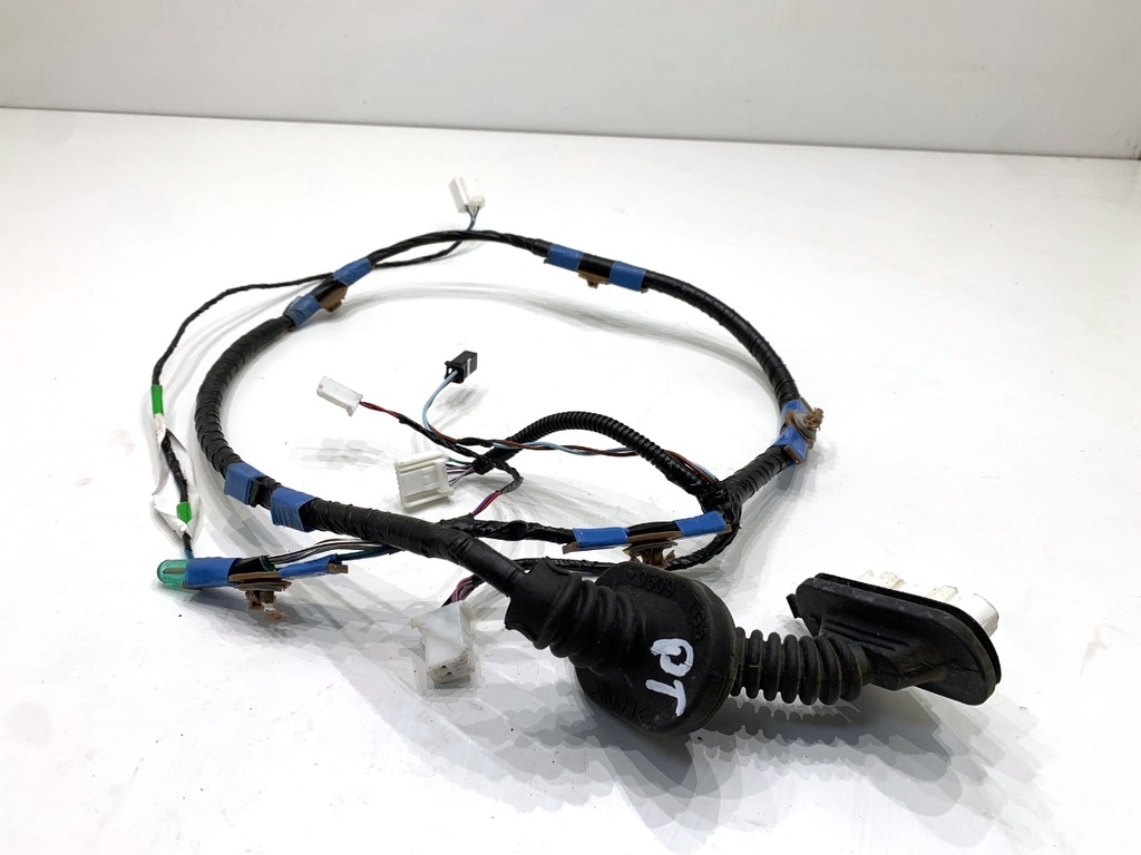 [STARK-900031] Cableado de puerta trasera derecha Toyota Camry (V7)