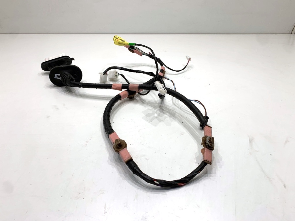 [STARK-900032] Cableado de puerta trasera izquierda Toyota Camry (V7)