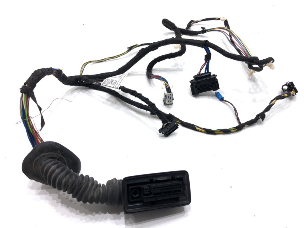 [STARK-902224] Instalación eléctrica de puerta delantera izquierda BMW Serie 3 (F30, F80)