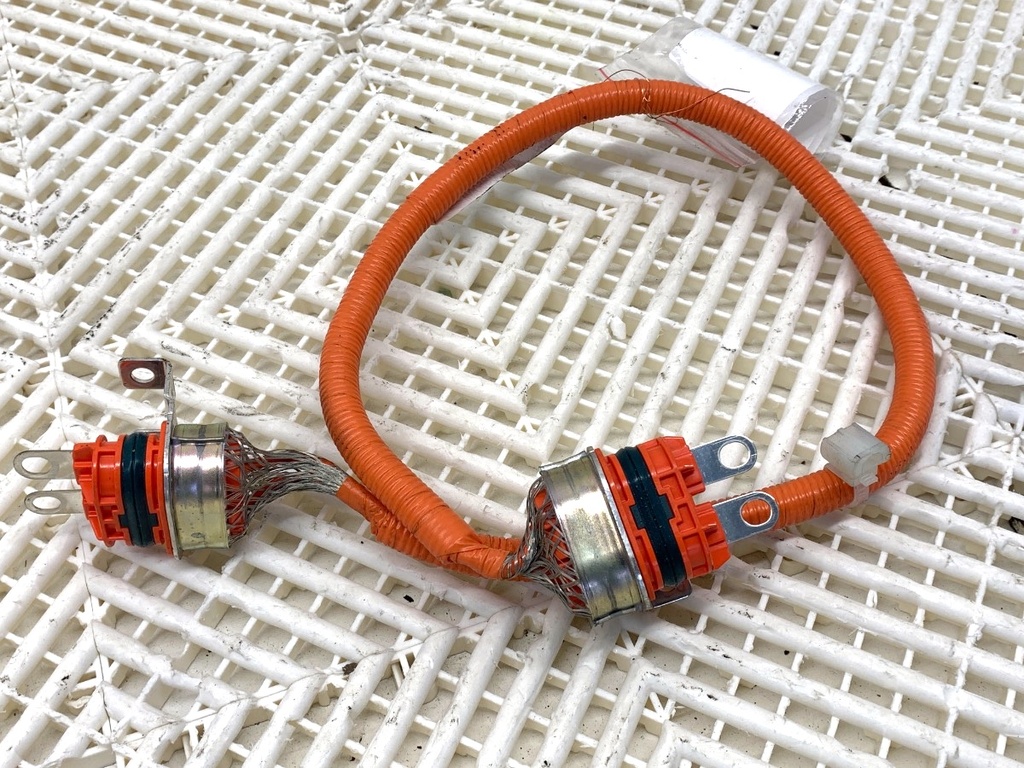 [STARK-906300] Cable de alta tensión Mitsubishi Outlander III