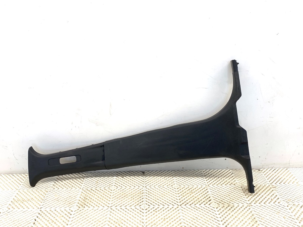 [STARK-910880] Moldura pilar izquierdo Ford Ranger (TKE)
