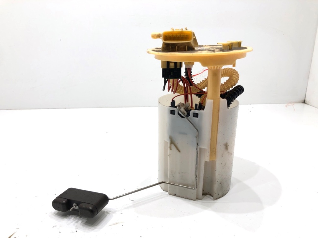 [STARK-808683] Bomba de combustible Renault Megane IV liftback 1.5 Blue dCi 115
