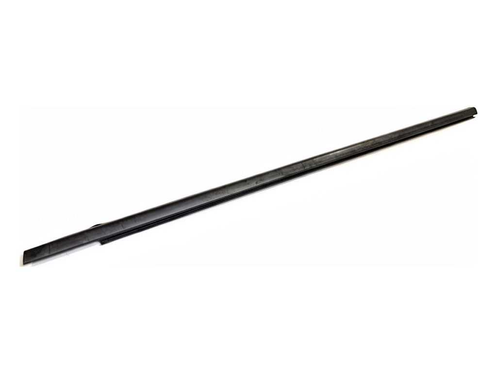 [STARK-931852] Moldura de puerta trasera izquierda Honda HR-V (RU)