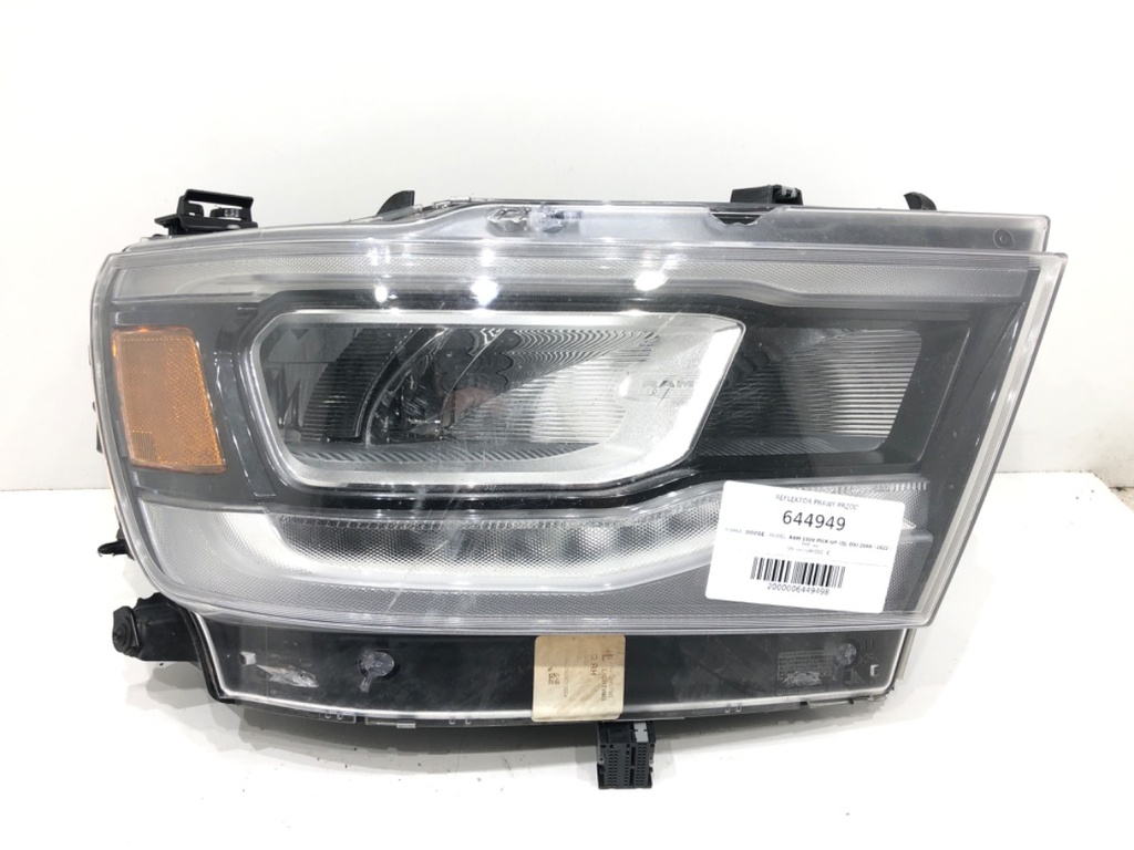 [STARK-644949] Faros delanteros derecho Dodge Ram 1500 (DJ, DS) 2008-2022