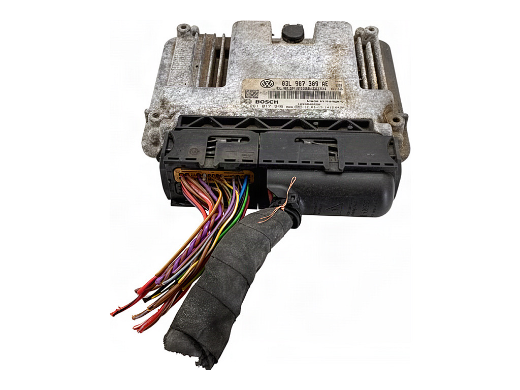 [STARK-948733] Centralita de motor VW Passat B7 Variant (365)