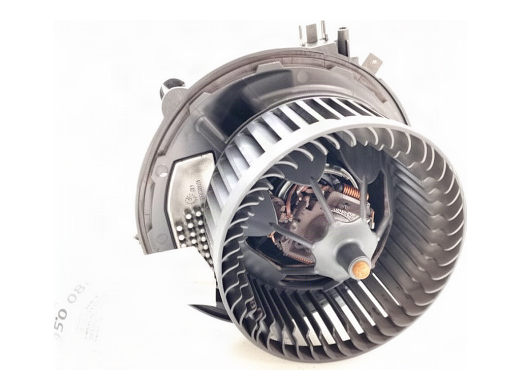 [STARK-950084] Ventilador de habitáculo Skoda Octavia III (5E3, NL3, NR3)