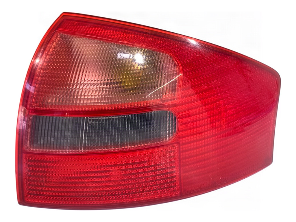[STARK-950903] Piloto trasero derecho Audi A6 C5 (4B2)